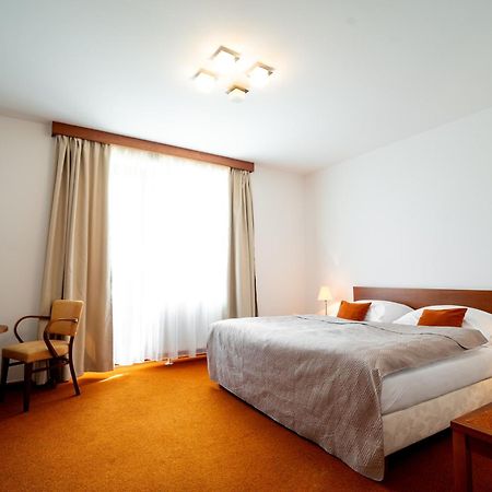 Golf Hotel Austerlitz المظهر الخارجي الصورة